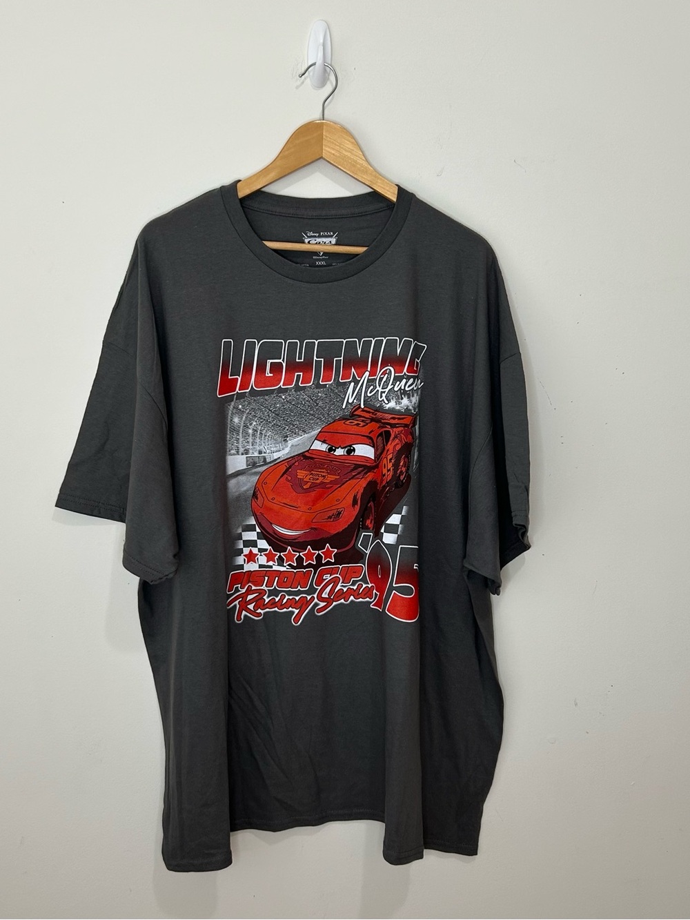 Disney Pixar Cars Lightning McQueen Piston Cup Graphic T-Shirt Gray XXXL